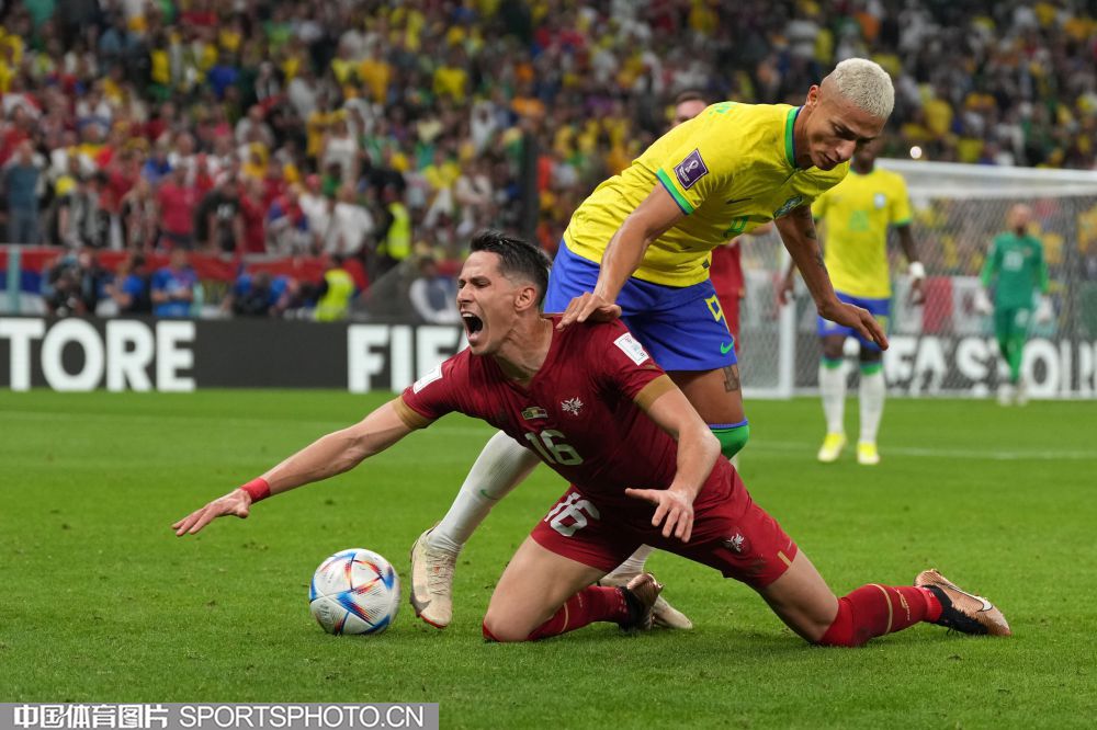 另一边是士 另一边是士